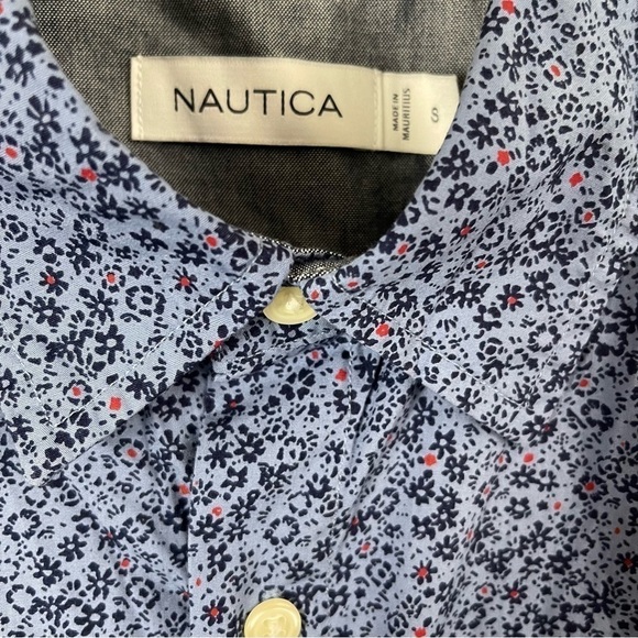 Men’s Nautica Blue Floral Print Button Down Short Sleeve Short Size Small! - Picture 5 of 7